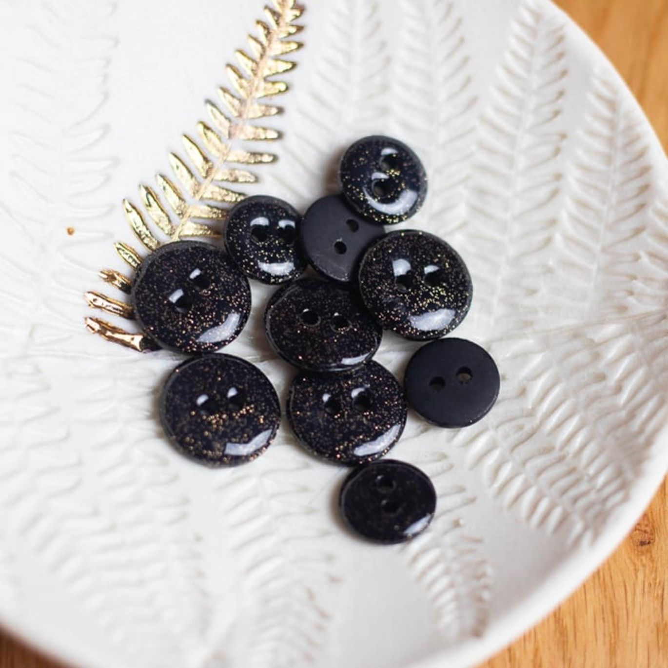 Boutons glitter deux trous Lise Tailor - 12 mm - Noir