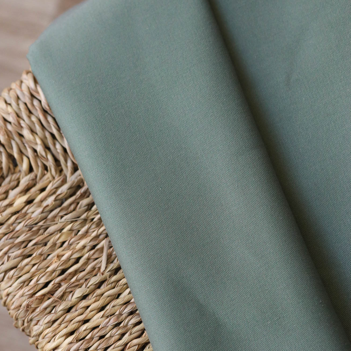 Tissus Gabardine Stretch Verveine de Lise Tailor