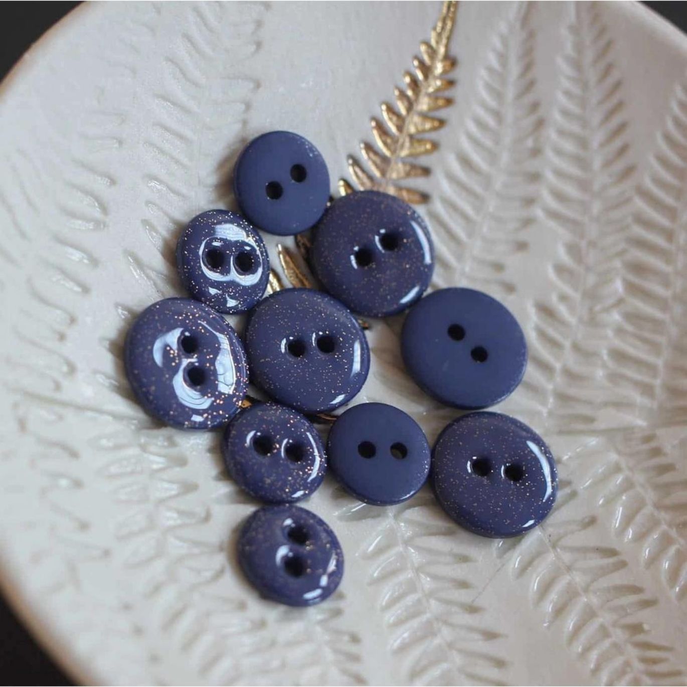 Boutons glitter deux trous Lise Tailor - 12 mm - Bleu Marine