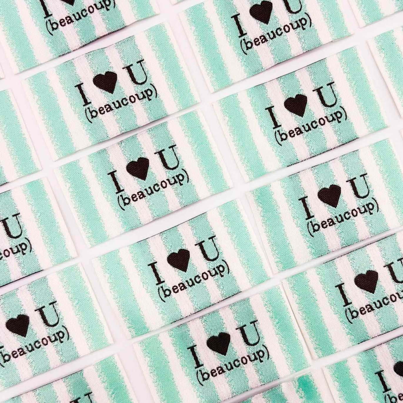 Étiquette à coudre "I Love You (beaucoup)"