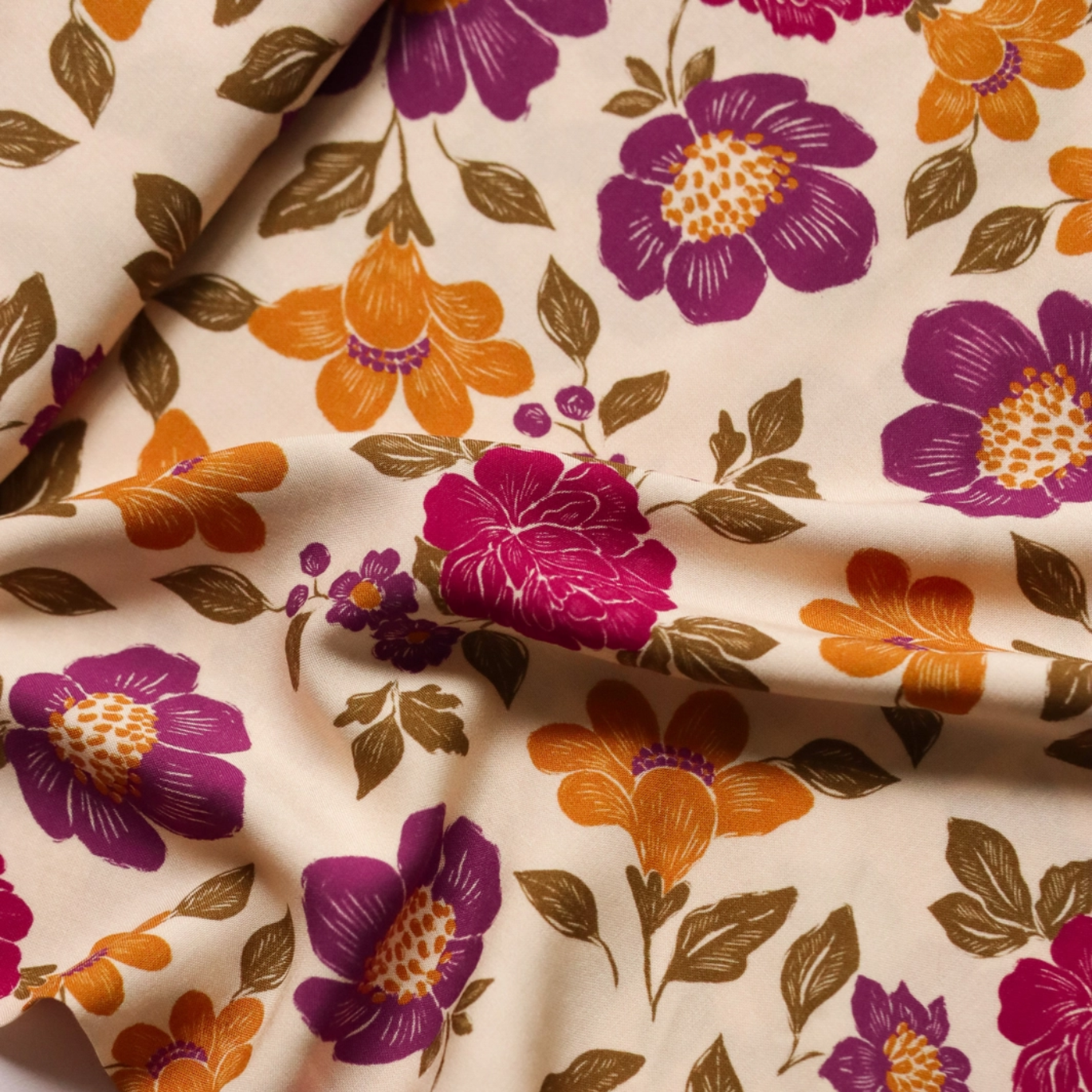 Viscose "Dalia" par Lise Tailor