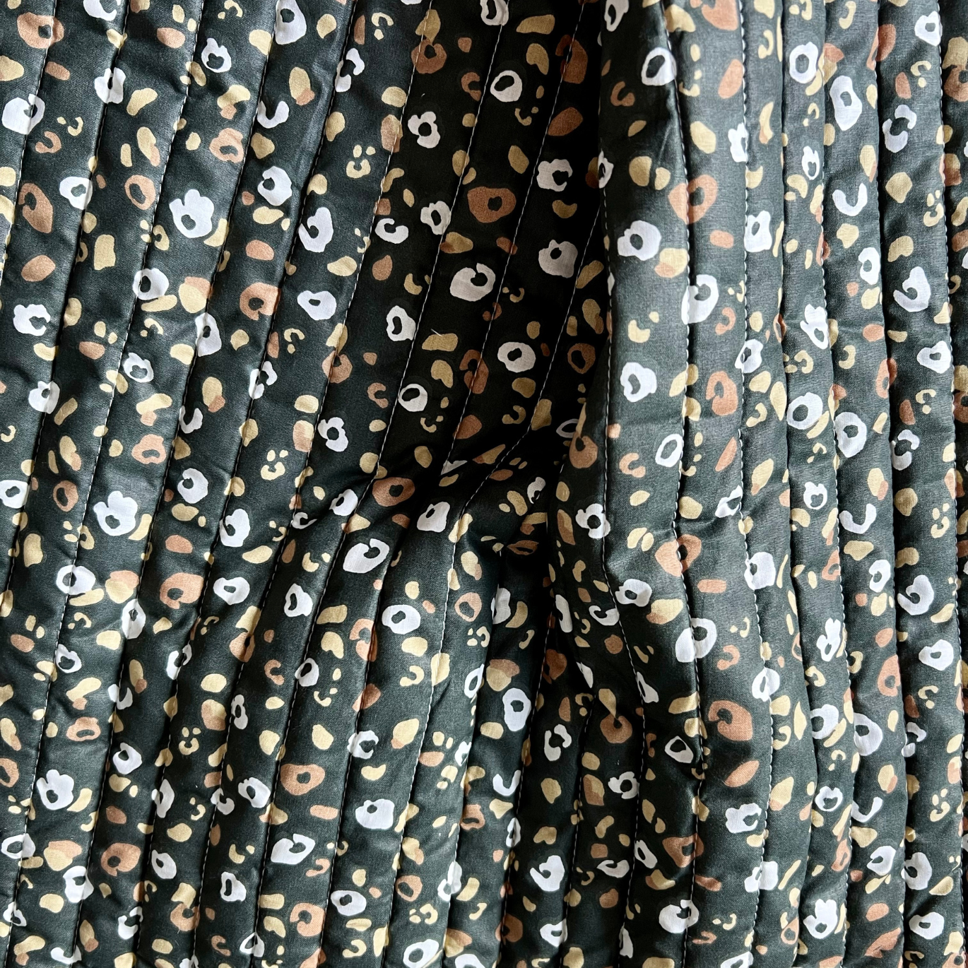 Tissu Coton Matelassé Vertical Lyad Kaki 